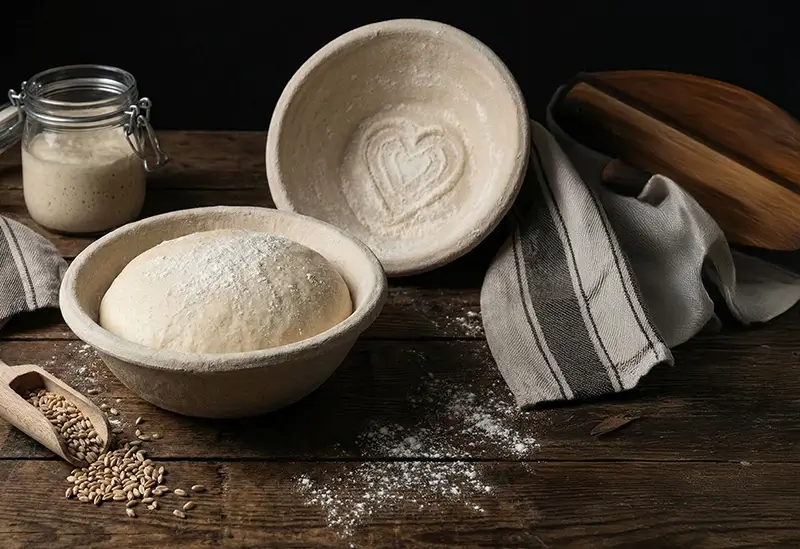 Wood pulp banneton 1kg bread round with heart